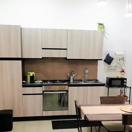 Theatron Houses- Centro Storico Nyaraló