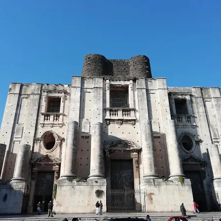 Theatron Houses- Centro Storico Nyaraló