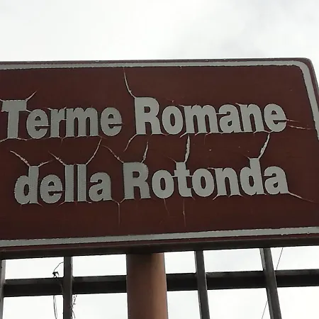 Nyaraló Theatron Houses- Centro Storico *